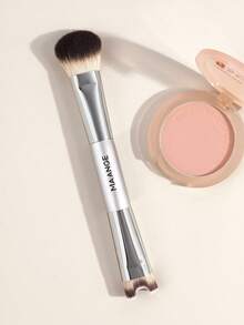 MAANGE 1件雙頭專業化妝刷，2合1多功能刷，腮紅刷、鼻影修容刷、高光刷、修容刷化妝工具，適合化妝愛好者的完美禮物選擇 - 銀色 - 查看 4