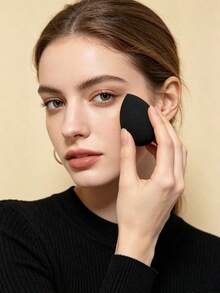Soft Teardrop Makeup Blending Sponge Foundation Makeup Sponge For Flawless Makeup Gift For Women Gucci Beauty Black Teardrop Makeup Makeup Sponge - Black - View 4