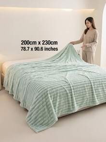1 pièce Couverture en peluche ultra douce à larges rayures, décoration de maison à larges rayures en velours coupé, couverture décorative rose pour chambre à coucher en automne, couverture en flanelle de Noël, Halloween, couverture de sieste décontractée, petite couverture de sieste de bureau, couverture de décoration de chambre et jeté - Vert menthe - Voir 19