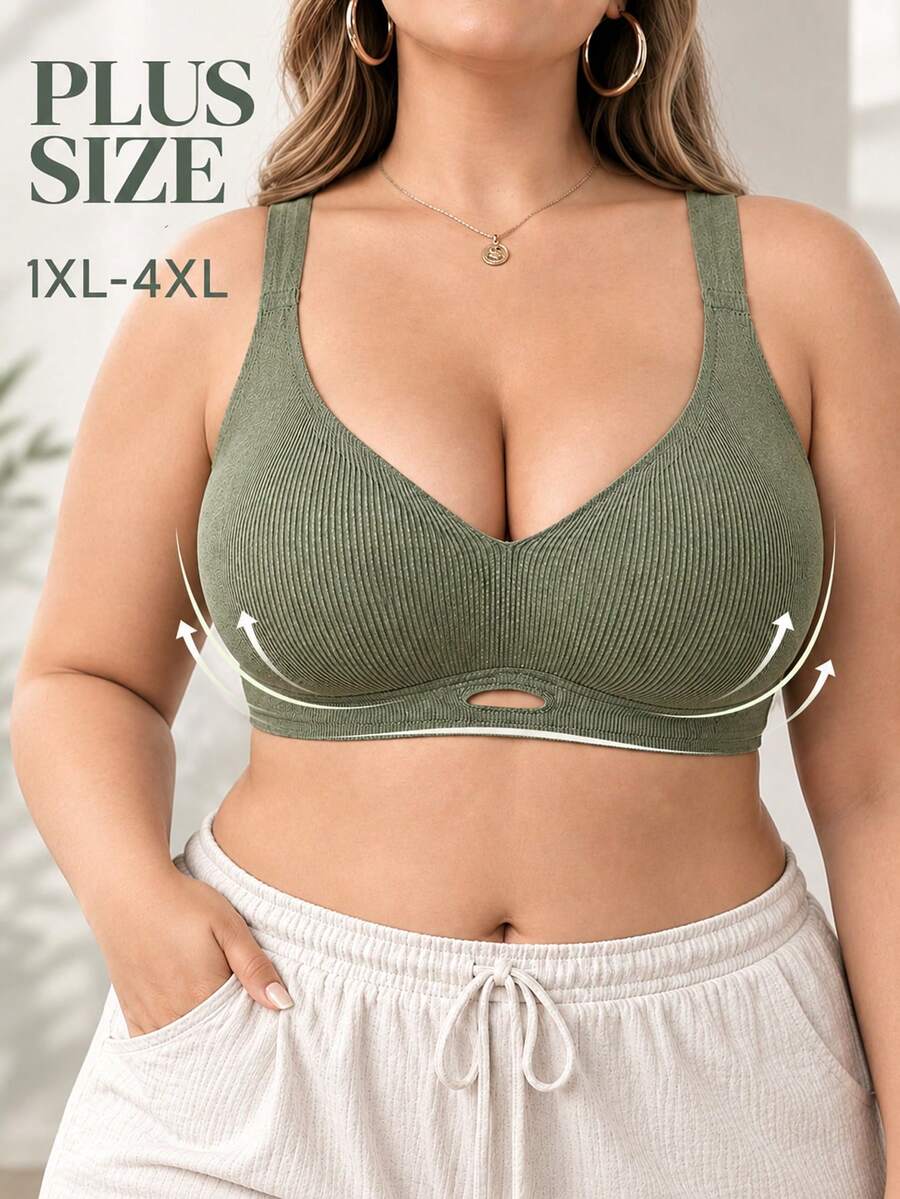 Plus Size Christmas Green Wireless Bra, Wide Adjustable Straps Support Bra, Back Closure Comfortable Style, Holiday Gift - Green - View 1