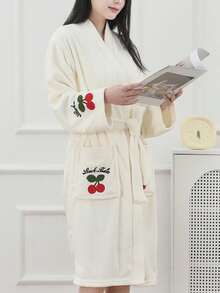 Women's Coral Fleece Flannel Bathrobe With Pockets, Solid Color, Simple Belt, Long Sleeve, Wearable Embroidered Bathrobe (1pc) - White - View 5