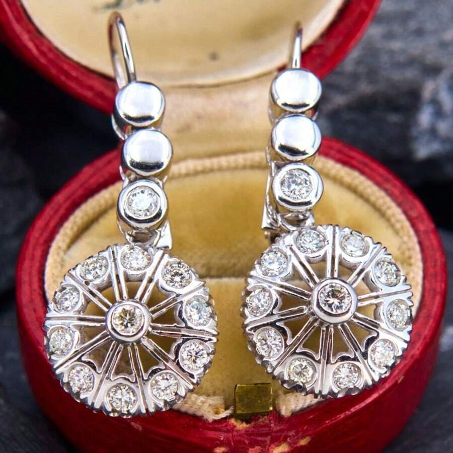 Fashionable Silver Dangle Earrings For Women, Suitable For Commuting And Daily Wear. - Silver - View 1