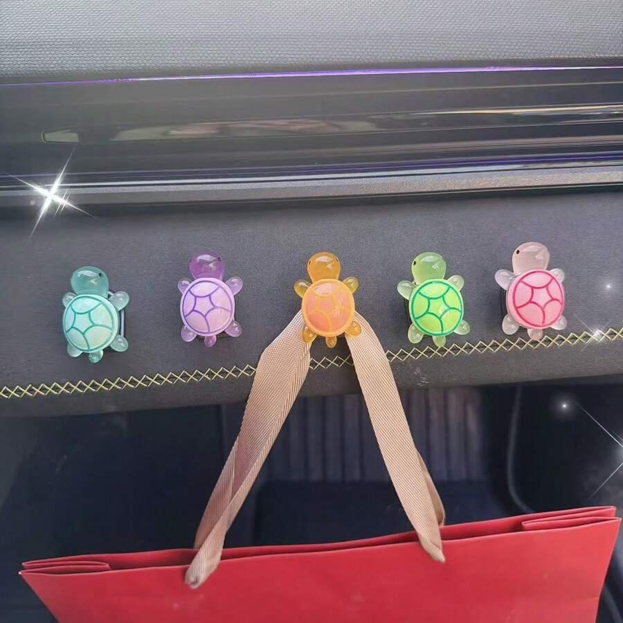 Car Seat Organizer Clip Little Turtle Car Ornament Interior Electric Vehicle Center Console Car Decoration