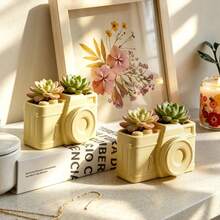 1PC Vintage Camera Shaped Personalized Planter, Cream Yellow Resin Material, Suitable For Planting Succulents, Small Green Plants, Desktop Display, Combining Gardening Function And Home Decor Effect - Camera Planter - View 2