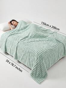 1 pièce Couverture en peluche ultra douce à larges rayures, décoration de maison à larges rayures en velours coupé, couverture décorative rose pour chambre à coucher en automne, couverture en flanelle de Noël, Halloween, couverture de sieste décontractée, petite couverture de sieste de bureau, couverture de décoration de chambre et jeté - Vert menthe - Voir 15