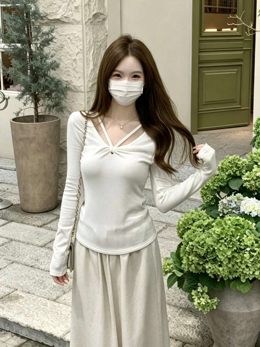 Women's White Long Sleeve Knit Top, V-Neck Twist Design, Regular Fit, Medium Stretch Brushed Fabric, Suitable For Autumn Daily Wear
