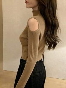 女款純色圓領修身針織露肩長袖修身套頭毛衣，百搭風格 - 中咖色 - 查看 9
