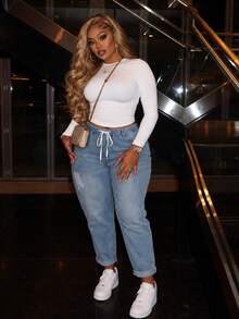 Women's Plus Size Light Wash Short Denim Jeans With Distressed Details, Drawstring Waist And Tapered Fit - Blue - View 2