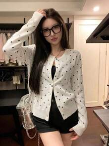 女款圓領針織開襟衫，寬鬆慵懶顯瘦短版外套上衣 - 白色 - 查看 6