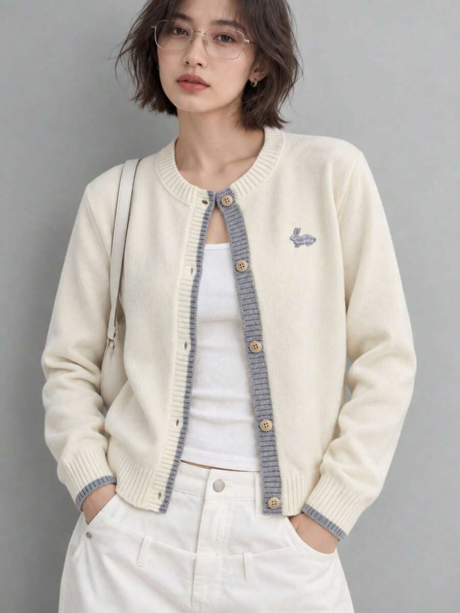 女款秋冬休閒極簡對比色門襟前胸小刺繡圓領針織開襟毛衣外套 白色 - 白色 - 查看 1
