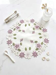 1pc Round Floral Embroidered Placemat, Blue/Pink Hollow Flower Embroidery Table Mat, Suitable For Wedding, Party, Dining Table And Home Decor - Pink - View 2