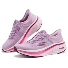 Skechers Sepatu lari slip-on GO RUN wanita tanpa tali, bagian atas berbahan jala yang bernapas, dan bantalan untuk bepergian. - Berwarna merah muda - View 5