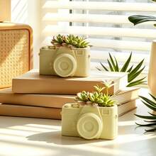 1PC Vintage Camera Shaped Personalized Planter, Cream Yellow Resin Material, Suitable For Planting Succulents, Small Green Plants, Desktop Display, Combining Gardening Function And Home Decor Effect - Camera Planter - View 7