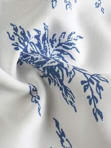 DONICY 女款白色與藍色 Toile De Jouy 印花細肩帶中長洋裝，方領、胸前抓褶、收腰，休閒度假風 - 彩色 - 查看 5