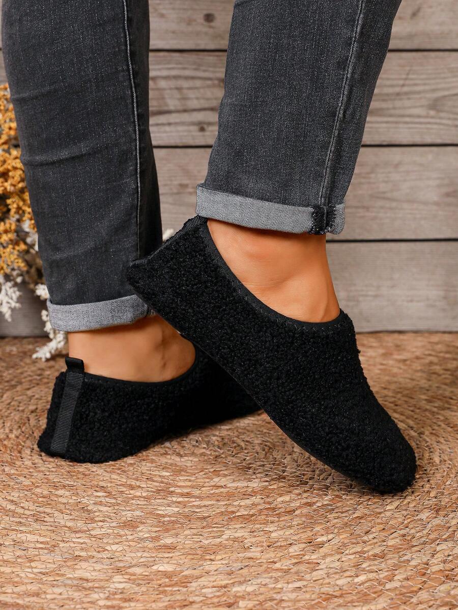 Super Soft Thick Sole Non-Slip Couple Home Thermal Slippers Women Winter Quiet Closed Toe Slip-On Comfortable Slippers - Black - View 1