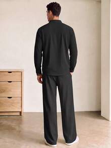 Voidago Men's Solid Color Fabric Comfortable Breathable Material Polo Collar Double Pocket Loose Long Sleeve Shirt, Contrast Color Drawstring Decor - Black - View 2