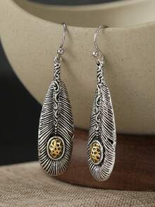 YOYO Vintage Carved Feather Earrings - Unique Oval Accessory - Silver - View 4
