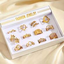 Random 5pcs Set Stainless Steel 18K Gold Plated Geometric Heart, Oval, Line, Flower, Leaf, Star And Moon Design Rings, Suitable For Daily Wear And Holidays - Gold - View 5