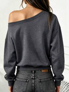Women's Casual Dark Gray Off-Shoulder Loose-Fitting Sweatshirt With Adjustable Neckline, Allowing For Both Off-Shoulder And Concealed Shoulder Options. Simple, Stylish, Casual, And Versatile Y2K Style, Vintage, Streetwear, Suitable For Daily Commutes, Dates, Parties, Autumn/Winter, Christmas, New Year's, Thanksgiving, Parties, Weddings, Elegant, Casual, And Outings. Women's Autumn Long-Sleeved Top, Women's Autumn Clothing, Women's Autumn Outfits. - Dark Grey - View 2