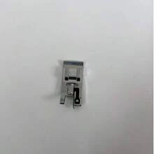 1Pc 7310 Overlock Presser Foot, Multifunctional Overcasting Sewing Machine Foot, Domestic Electric Sewing Machine Attachment, Practical Sewing Accessory For Home DIY Sewing & Garment Making - Sewing Machine Presser Foot - View 10