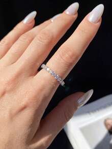 1件 2mm 總克拉重量 0.86 CT 優雅極簡莫桑鑽戒指，925純銀，適合女性婚禮與日常配戴 - 間鑽莫桑戒指 - 查看 4