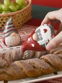 2pcs Nordic Christmas Santa Ceramic Salt & Pepper Shakers Creative Christmas Elf Pepper Bottle Highly Attractive Decorative Ornament With Embossed Design - Multicolor - View 3