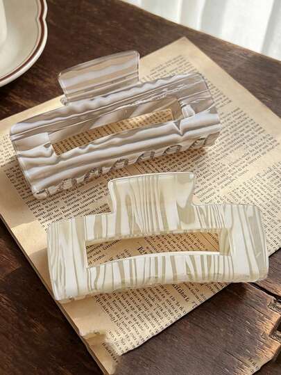 Vintage Hollow Square Hair Claw Clip, Minimalist Fashion Large Size Water Ripple Hair Clip, Hair Claw, Women's Hair Accessory, Daily Casual Versatile Hair Clip, Face Washing/Hair Washing, Makeup, Clothing Accessory, Autumn Fashion Hair Claw Clip, Autumn Hair Accessory, Winter Hair Clip