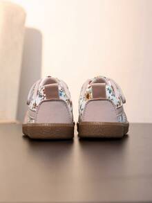 A Pair Of Girls' Lace-Trimmed Sneakers, Soft-Soled Toddler Shoes, Perfect For Spring And Autumn. - Pink - View 4