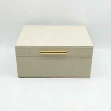 1 Set Faux Leather Stitched Large Capacity Jewelry Storage Box, Modern Home Jewelry Storage Box, Elegant Artificial Leather Storage Box, Room Decor Box, Modern Jewelry Storage Box With Gold Clasp, Suitable For Vanity And Home Decor - White - View 9