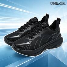 ONEMIX 2026 新款男士時尚運動休閒跑鞋,舒適吸震輕量透氣網布慢跑鞋,馬拉松訓練健身運動鞋,戶外登山防滑男鞋,日常走路休閒男士運動鞋,氧氣空間氣泡中底科技吸震輕量彈性運動鞋,中性款 - 賓士黑 - 查看 2