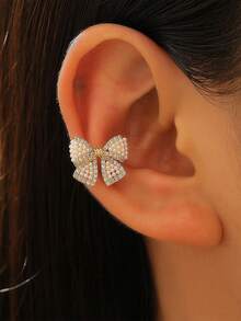 1pc French Style Elegant Micro-Inlaid Faux Pearl Bow Knot Ear Clip, Non-Pierced Cartilage Ear Cuff Delicate Jewelry - Multicolor - View 1