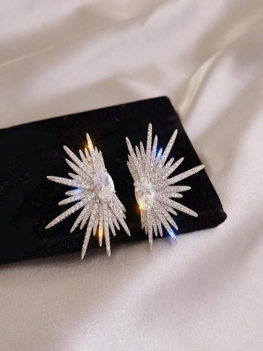 1 Pair Elegant Fashion Sparkling Wing Design Women'S Stud Earrings, Suitable For Party And Vacation Decoration, Jewelry Gift - Multicolor - View 1