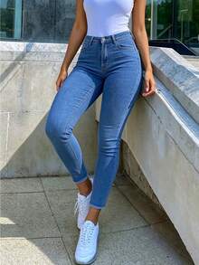 Plus Size Women's Autumn Fashion Casual Everyday Stretch Slim Fit Flattering Skinny Jeans - Medium Wash - View 4
