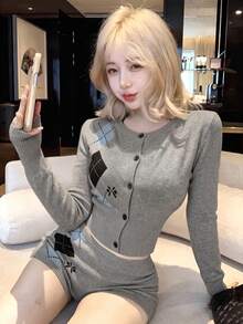 2026 Autumn/Winter New Sexy Diamond Jacquard Knit Cardigan + Shorts 2 Pieces Set, Youthful Slimming Refreshing Autumn Outfit - Grey - View 1