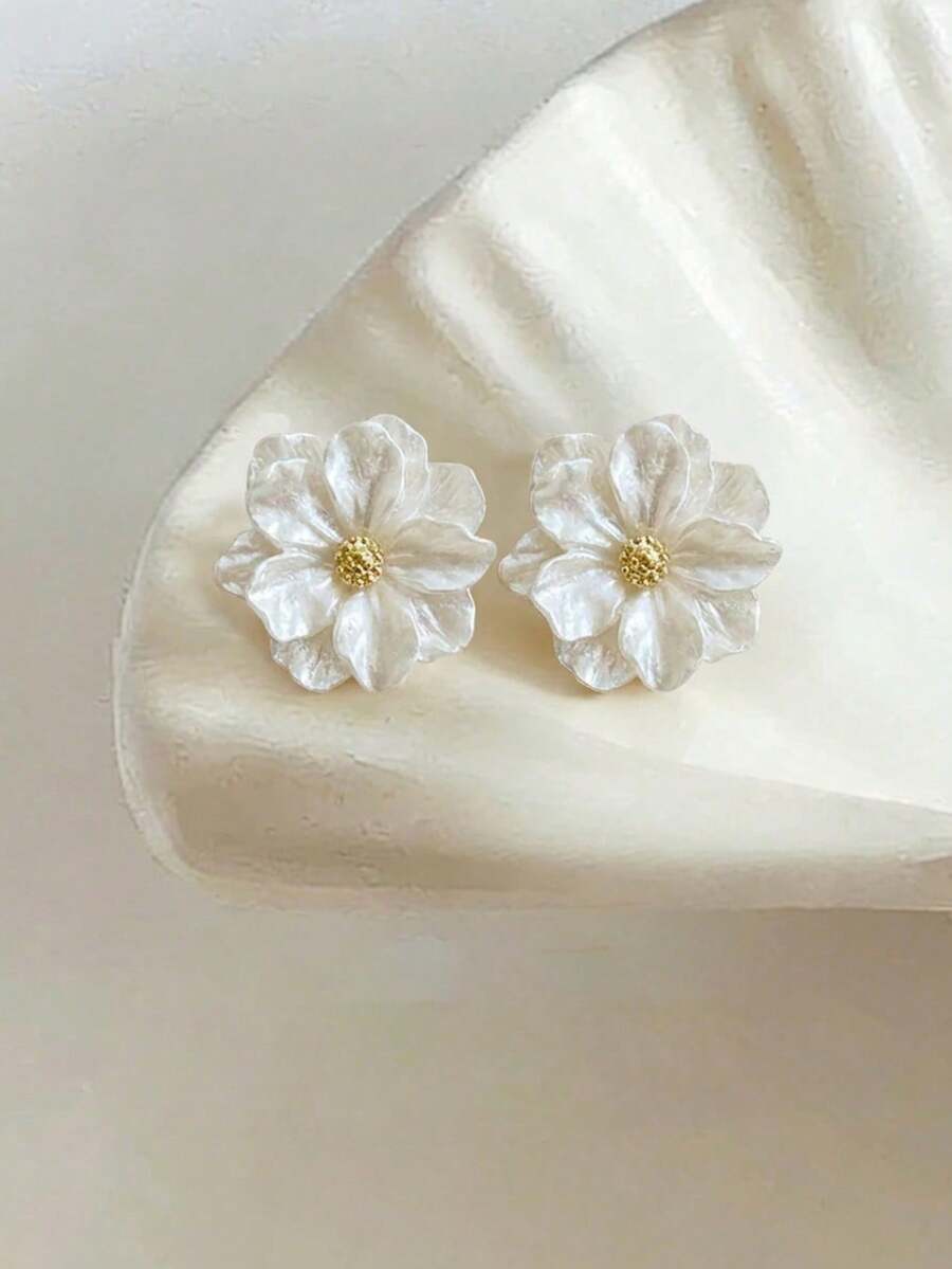 1 Pair Fashionable Minimalist Delicate Floral Stud Earrings, Suitable For Teenage Girls Everyday And Holiday Wear - Flowers - View 1