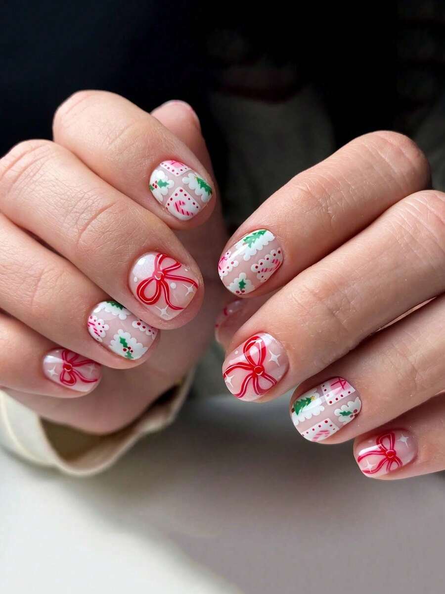 Christmas Nail Art, 24pcs/Set Square Christmas Tree Candy Cane Cute Bow Press-On Short Nails Wearable Set Suitable For Hot Girls, Office Women, Party, Date And Daily Wear And Party Use - Multicolor - View 1
