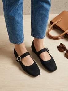 Women Flats - Black - View 4