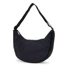 Tas Selempang Setengah Lingkaran Nilon dengan Resleting Logo adidas Originals 4.8L, Unisex, Hitam - Hitam - View 5