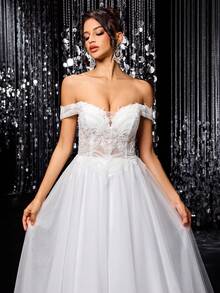 Elegant White Strapless A-Line Wedding Dress, Back Lace-Up Design, Tulle Skirt, Decorated With 3D Flowers And Pearls, Suitable For Weddings - White - View 6