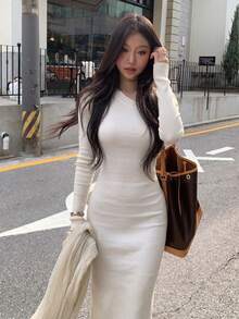 Autumn New French Style Elegant Asymmetrical Shoulder Knit Dress, Slim Fit Sexy Bodycon Long Dress, Women's Autumn Pullover Dress - White - View 1