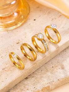 Set 4 Cincin Geometris Mewah Modis dengan Rhinestone dari Baja Tahan Karat untuk Wanita, Cocok untuk Pemakaian Harian atau Pesta - Emas - View 7