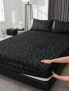 1pc Black Leopard Print Fitted Sheet, Bedding, Mattress Protector, Home Textile, Soft Wrinkle-Resistant Breathable Comfortable, Suitable For All Bed Sizes, Dorm Bedding, Home Decor, Pillow And Pillowcase Not Included, Machine Washable, Back To School - Multicolor - View 2