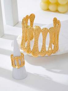 2pcs Exaggerated Vintage Elegant Hollow Geometric Wide Cuff Bracelet & Ring Set, Fashionable Open Design For Women, Suitable For Party, Banquet And Daily Wear - Yellow Gold - View 2