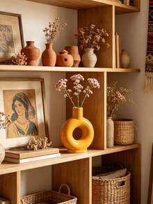 Donut-Shaped Hollow Resin Vase, Vintage Bohemian Abstract Sculpture, Dried Flower Desktop Decor, Living Room Windowsill Decoration, Housewarming Gift - Yellow - View 5