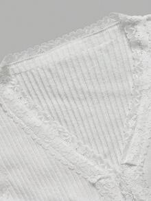 Atasan Crop Top Lengan Panjang Leher V Berenda untuk Wanita Musim Panas dan Gugur, Atasan Pendek Rajut Ribbed Slim Fit dengan Bagian Depan Berongga, Pakaian Kasual untuk Sehari-hari Saat Keluar Rumah - Putih - View 5