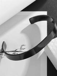 1PC Smooth Wide Face Open Bracelet - Simple And Stylish Design Style - Perfect For Casual And Special Occasions, Perfect Gift For Christmas - Fashion - View 5