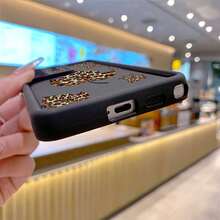 1pc Premium Autumn Leopard Print Maple Leaf Pattern TPU Phone Case, Unisex And Versatile, Compatible With Samsung Galaxy S26 Ultra/S25/S24/S23/ A3X 4G/A60/A40/ Reno7 4G/ Moto G30/G20/G10/ Note 13 Pro/ Smart 8/ItelA70. A Pure Android Phone Case Series. - Black - View 4