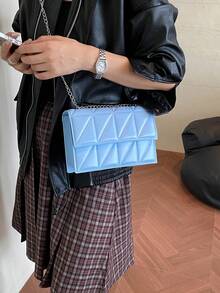 優雅設計師時尚翻蓋鏈條壓紋單肩包，女士絎縫鏈條單肩包 - 淺藍色 - 查看 5