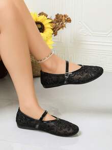 Vintage Floral Embroidered Mesh Women Flats, Patent Leather Trimmed Vamp, Adjustable Buckle Strap, Versatile Mary Jane Flats For Daily Commuting - Black - View 2