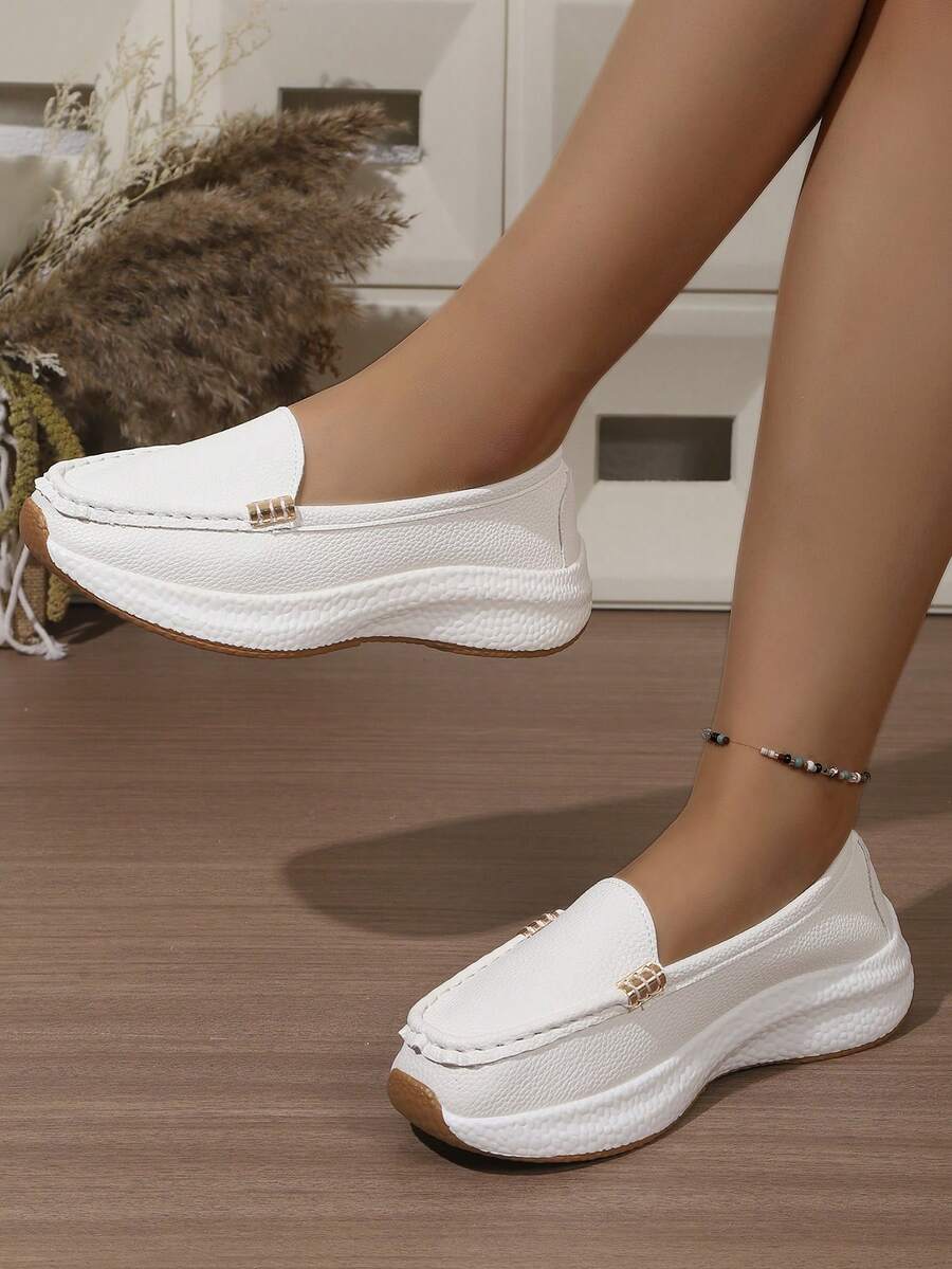 White Pebble Pattern Thick Sole Loafers Moccasins, Women's Slip-On Flat Shoes, Metal Buckle Decor, Round Toe Chunky Sole, Lightweight Casual Spring Flats - White - View 1